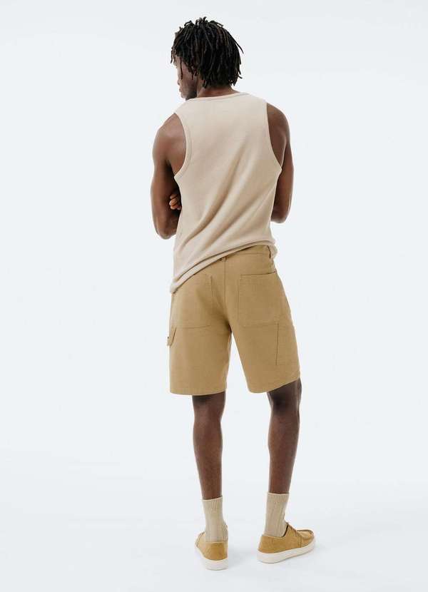 Hering - Bermuda Masculina Carpinteiro em Sarja Texturizada Bege 4