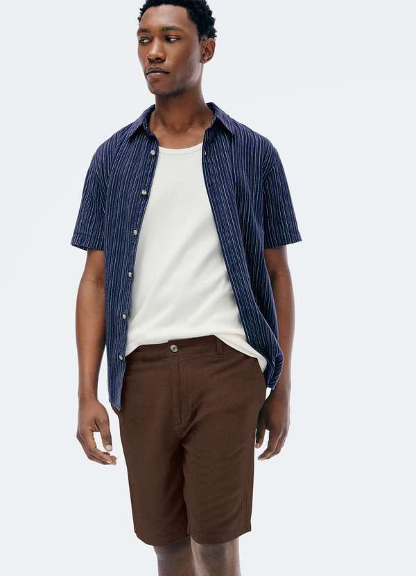 Hering - Bermuda Masculina Reta Texturizada com Linho Marrom 4