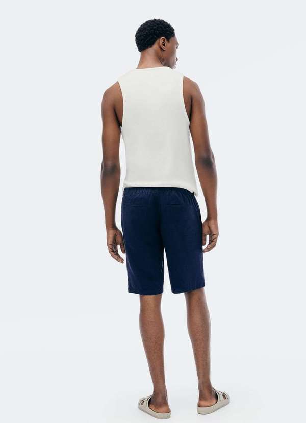 Hering - Bermuda Masculina Reta Texturizada com Linho Azul 3