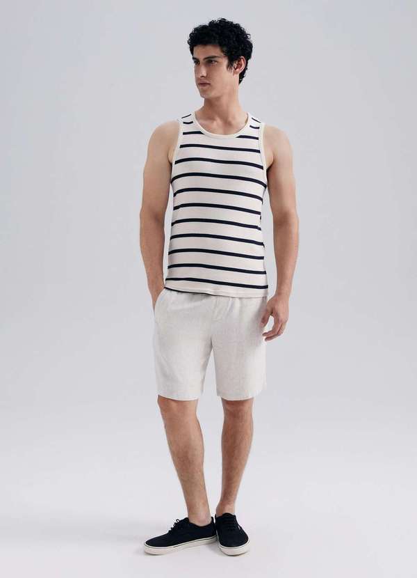 Hering - Bermuda Masculina Texturizada com Linho Bege 4