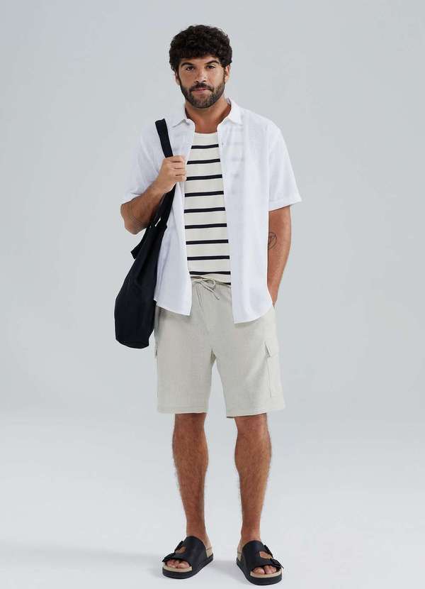 Hering - Shorts Masculino Cargo com Linho Bege
