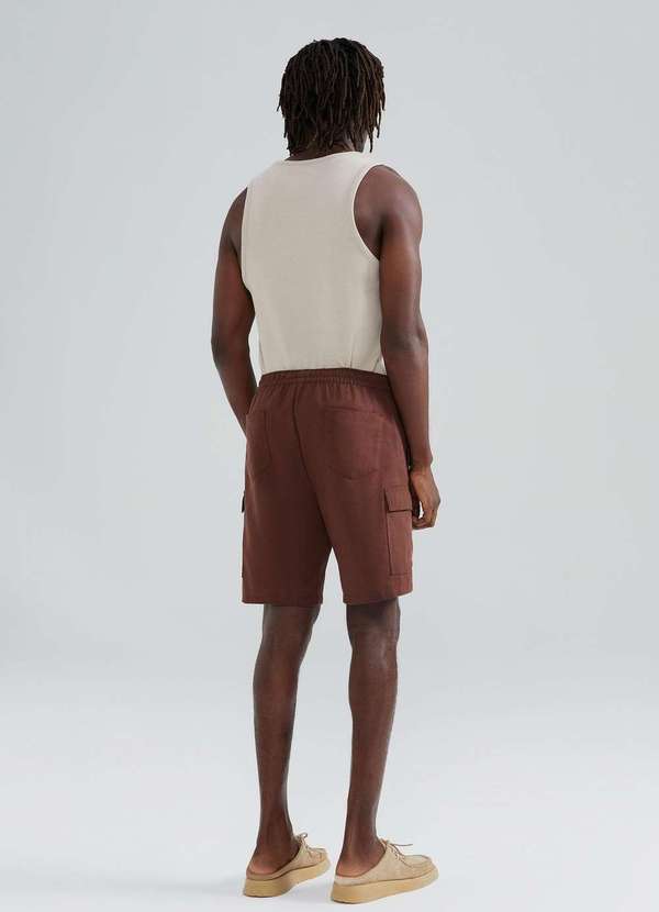 Hering - Shorts Masculino Cargo com Linho Marrom 3