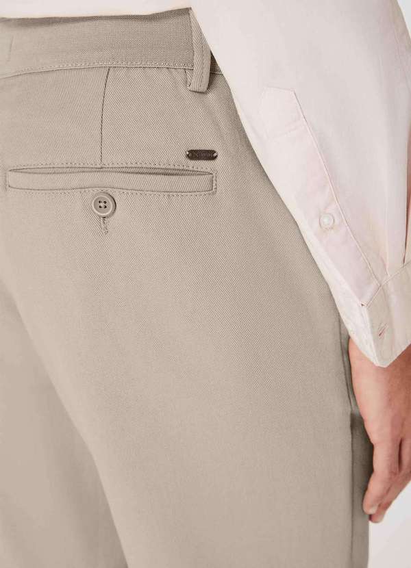 Hering - Calca em Sarja Masculina Taper Chino Peach Touch Marrom 4