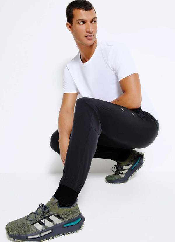 Hering - Calca Esportiva Masculina Jogger Preto 5