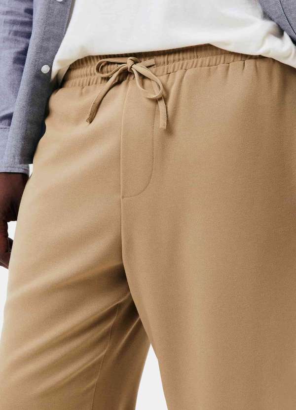 Hering - Calca Masculina Reta com Cos Elastico Bege 2