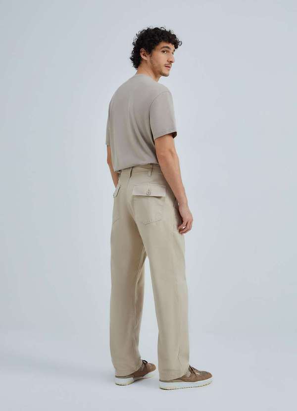 Hering - Calca Masculina Reta em Sarja Texturizada Bege 3