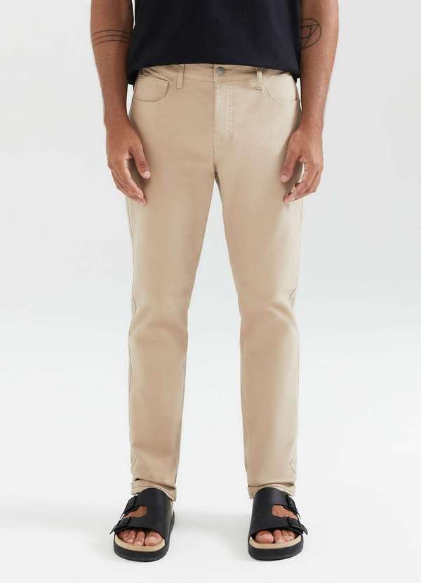 Hering - Calca Masculina Slim em Sarja Bege 3