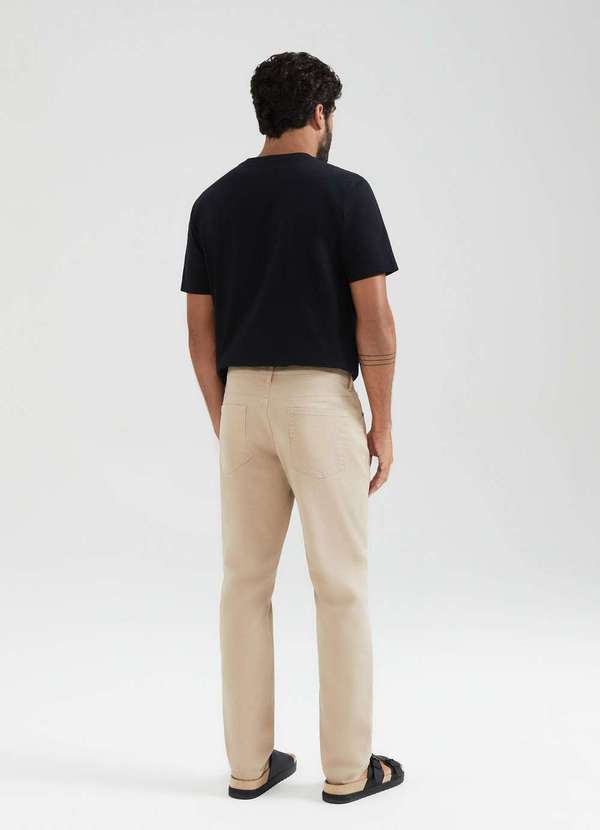 Hering - Calca Masculina Slim em Sarja Bege 4