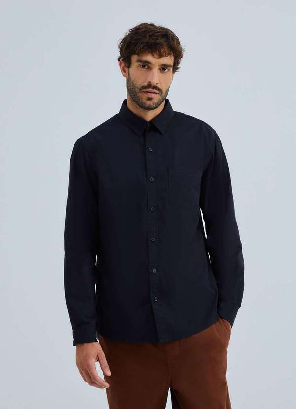 Hering - Camisa Basica Masculina Mangas Longas em Tecido Preto