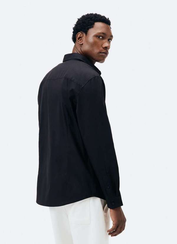 Hering - Camisa Basica Masculina Super Slim Manga Longa Preto 3