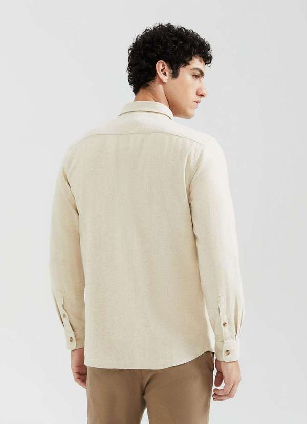 Hering - Camisa Masculina Manga Longa com Linho Bege 3