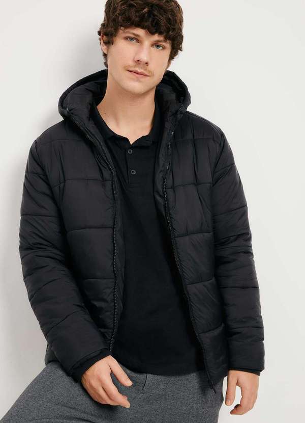 Hering - Camisa Polo Masculina Manga Curta com Bordado Preto 3