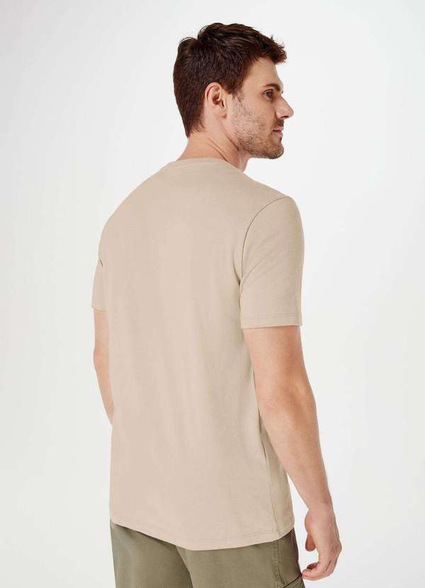 Hering - Camiseta Basica Masculina Manga Curta com Decote V World Bege 3