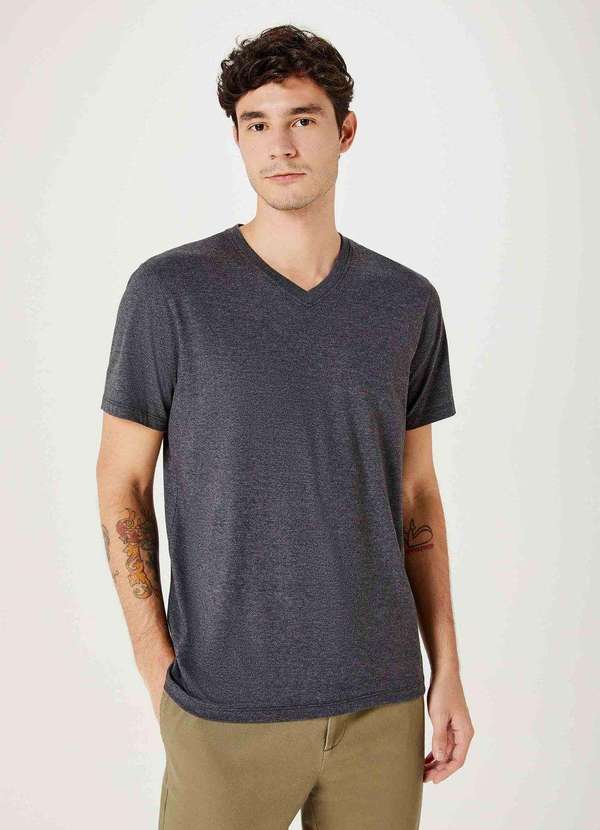 Hering - Camiseta Basica Masculina Manga Curta com Decote V World Cinza
