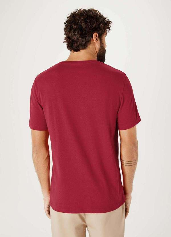 Hering - Camiseta Basica Masculina Manga Curta com Decote V World Vermelho 3