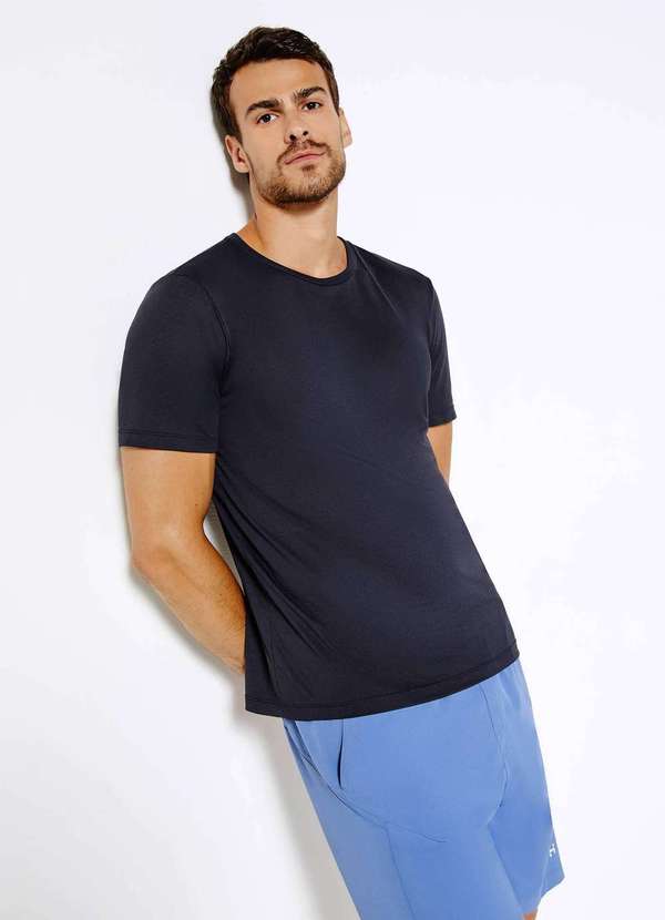 Hering - Camiseta Esportiva Masculina com Refletivo Preto 2