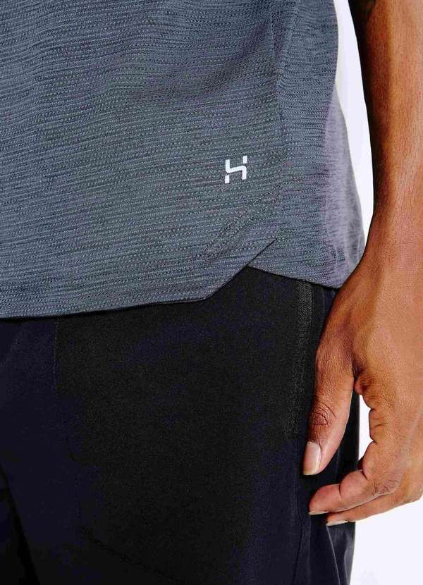 Hering - Camiseta Esportiva Masculina Secagem Rapida Cinza 2