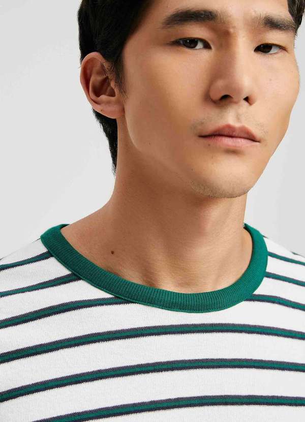 Hering - Camiseta Masculina Comfort Texturizada Fio Tinto Verde
