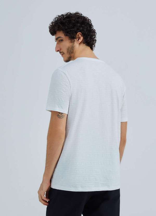 Hering - Camiseta Masculina Manga Curta em Malha Texturizada Branco 3