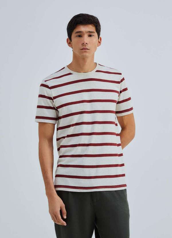 Hering - Camiseta Masculina Manga Curta Fio Tinto Bossa Vermelho