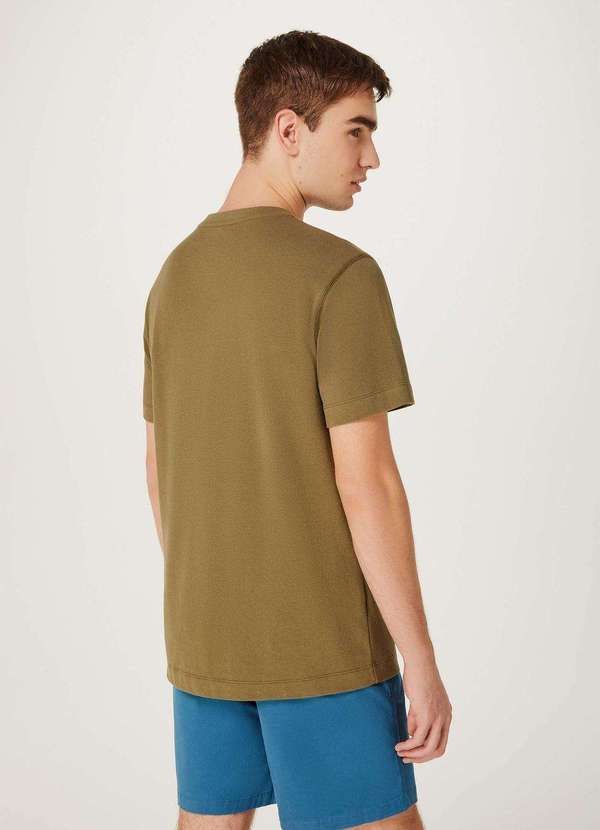 Hering - Camiseta Masculina Manga Curta Texturizada com Bolso Verde 3
