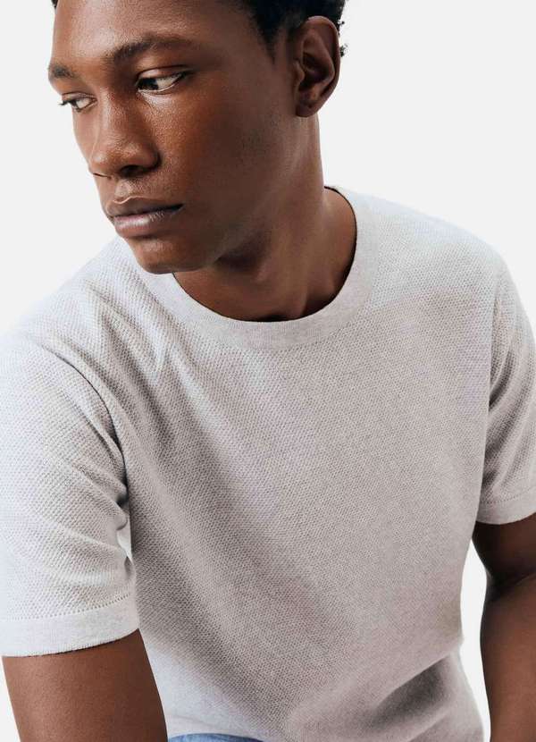 Hering - Camiseta Masculina Regular em Trico Cinza 2