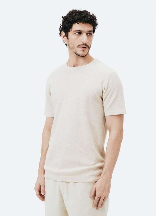 Hering - Camiseta Masculina Regular em Trico Bege