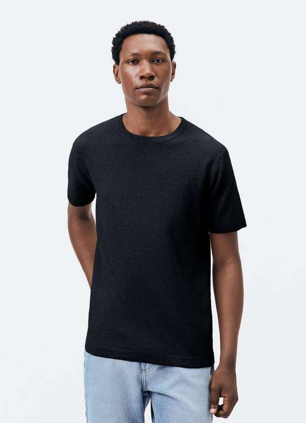 Hering - Camiseta Masculina Regular em Trico Preto