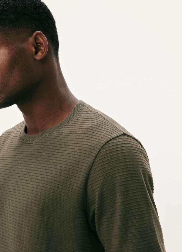 Hering - Camiseta Masculina Regular Texturizada Verde 2