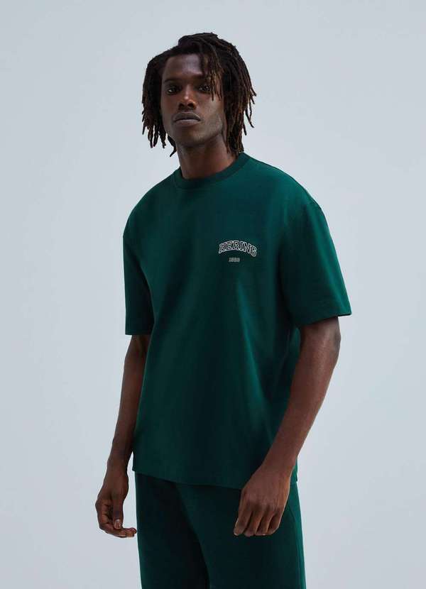 Hering - Camiseta Masculina Relaxed Manga Curta com Bordado Verde
