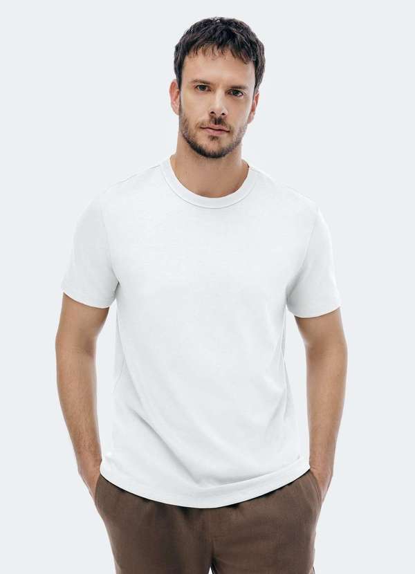 Hering - Camiseta Masculina Texturizada em Algodao Peruano Branco