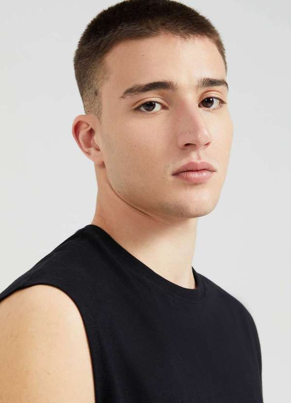 Hering - Regata Masculina Comfort Alcas Largas Super Cotton Preto 5