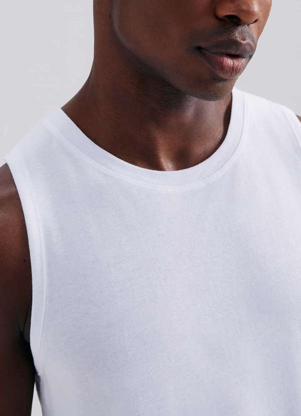 Hering - Regata Masculina em Malha Branco 2