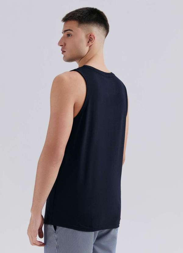 Hering - Regata Masculina em Malha Preto 3