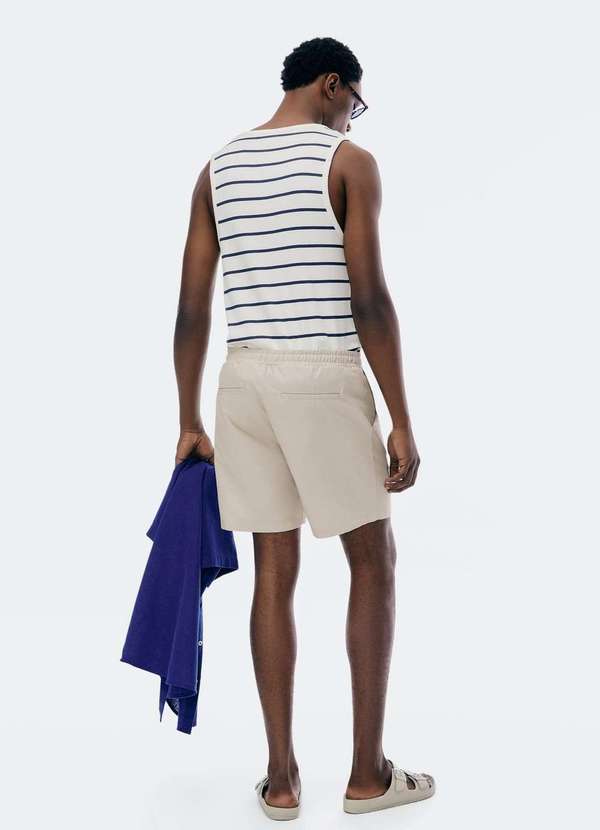 Hering - Shorts Masculino com Amarracao Bege 3