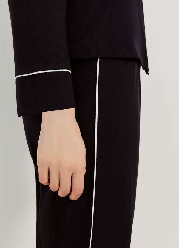 Hering - Pijama Longo Feminino com Botoes Preto 8