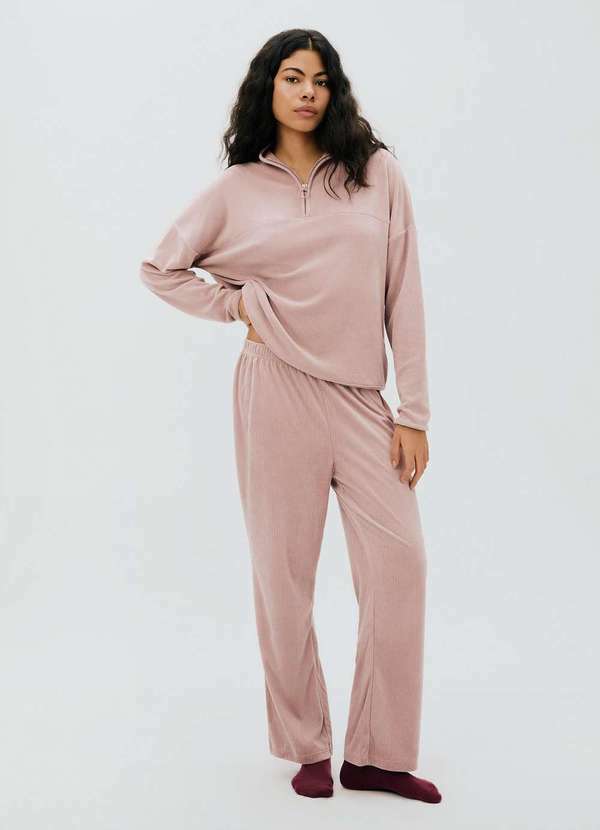 Hering - Pijama Longo Feminino em Plush Rosa
