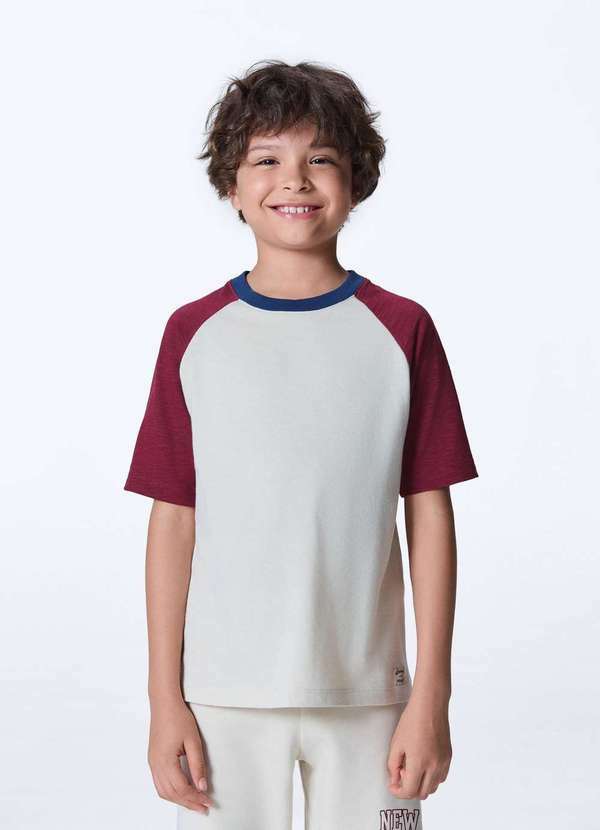 Hering - Camiseta Infantil Menino Comfort Decote Redondo Bege