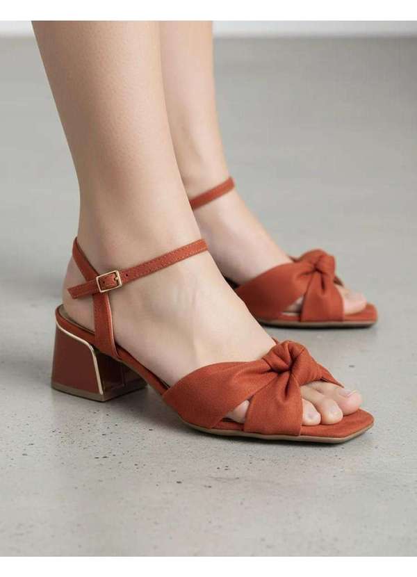 Piccadilly - Sandália Piccadilly Salto Médio Microfibra. Marrom Marrom 6