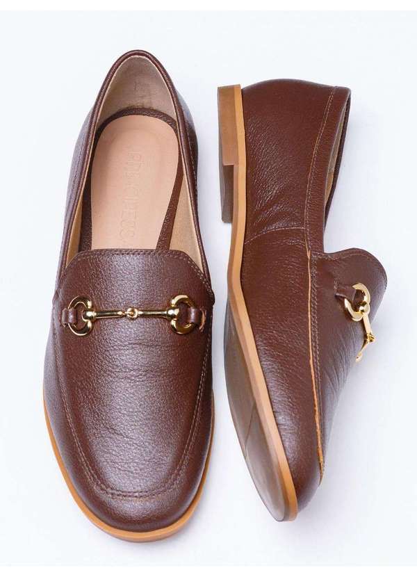 Principessa - Mocassim em Couro Marrom com Fivela de Metal Dourada Carlota 5