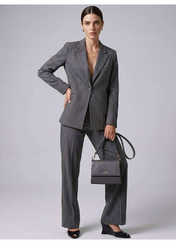 Principessa - Blazer Intermediário em Alfaiataria Risca de Giz Eliza