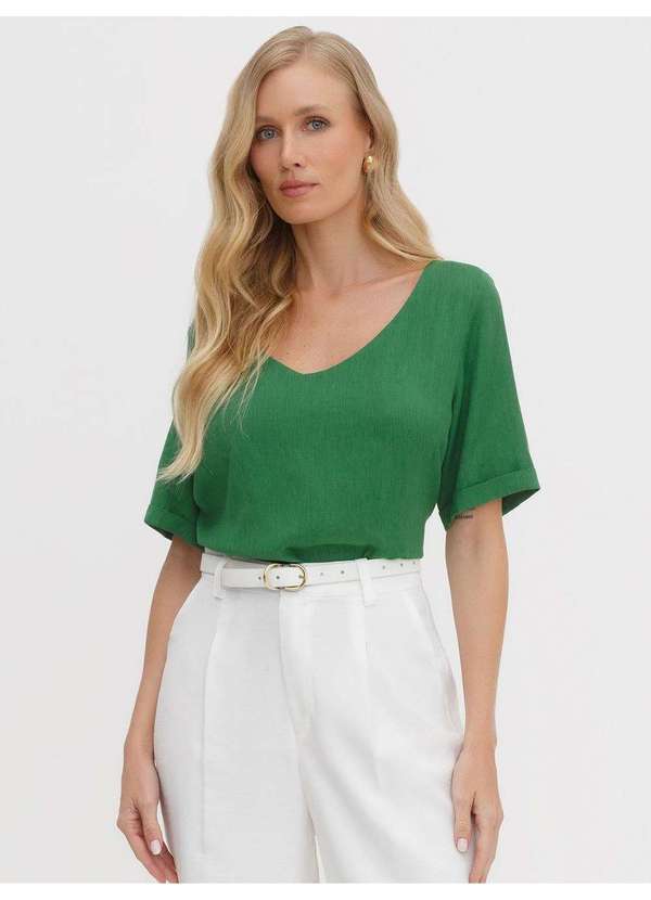 Principessa - Blusa em Viscose com Decote Redondo Verde Osira