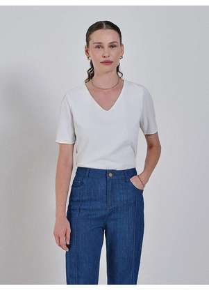 Principessa - Blusa Feminina Off White de Manga Curta Nubia - PRINCIPESSA