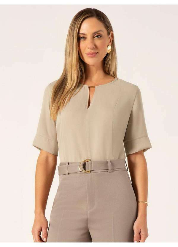 Principessa - Blusa Manga Curta em Crepe Nude Nadir