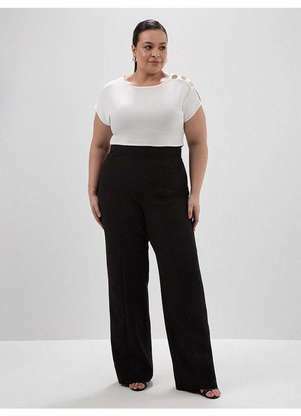 Principessa - Blusa com Decote Canoa Plus Size Off White Alaide - PRINCIPESSA