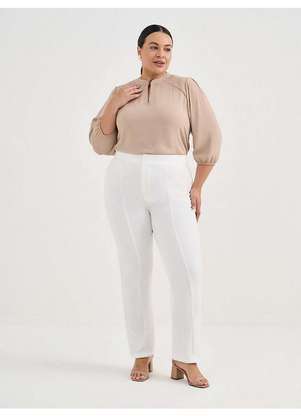 Principessa - Blusa Manga 7/8 em Crepe Plus Size Mocha Mousse Justina - PRINCIPESSA