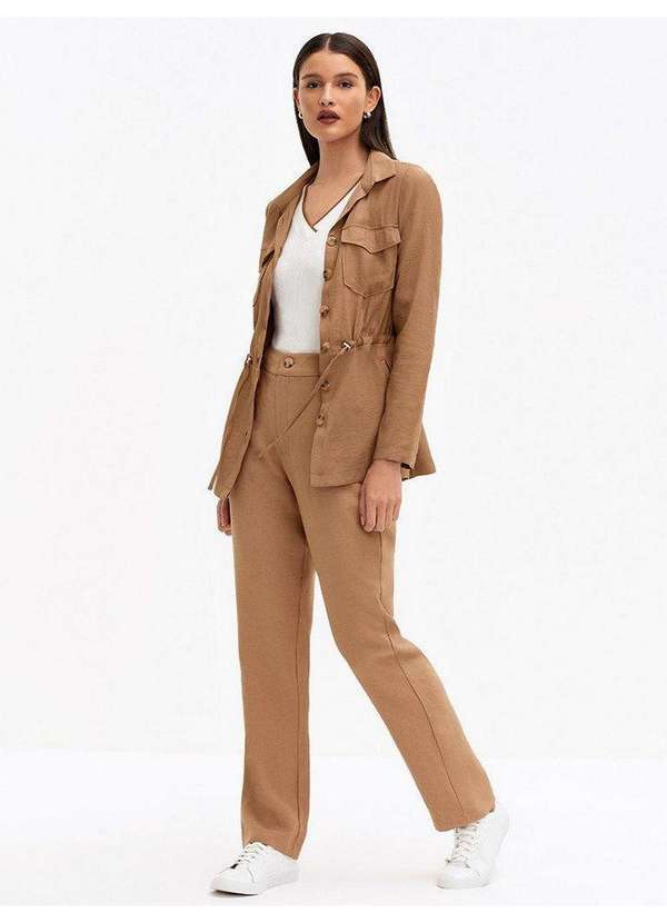 Calça Reta Regular de Alfaiataria Mocha Mousse Duda - Principessa