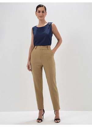 Principessa - Calça de Alfaiataria Reta Slim Mocha Mousse Giovana - PRINCIPESSA