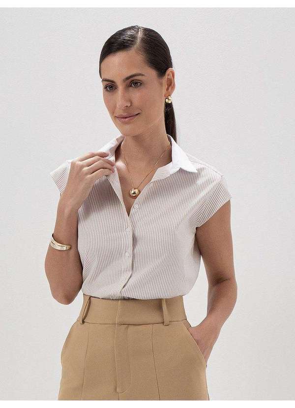 Principessa - Camisa Manga Copinho Listrada Off e Mocha Mousse Gabriele