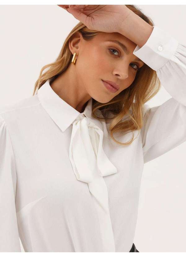 Principessa - Camisa com Faixa Laço em Crepe Off White Lucineide 5